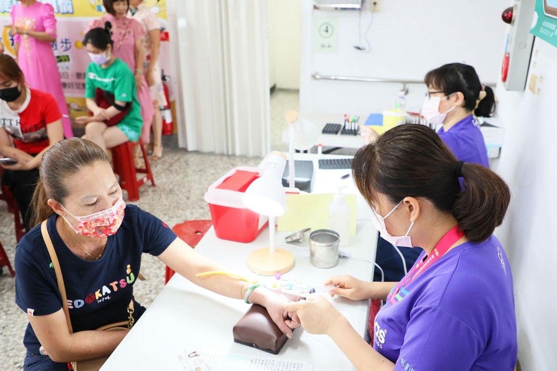 112-06-30，嘉義縣推免費結核篩檢加碼送禮券！新住民痊癒後現身感謝。https://www.cyhg.gov.tw/News_Content.aspx?n=16&s=230124